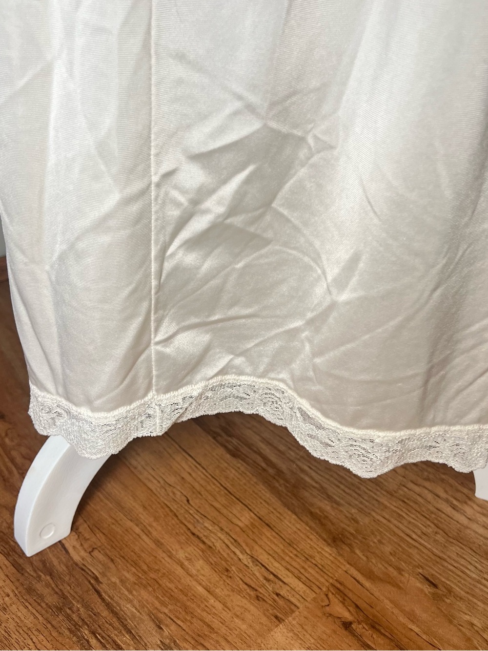 Vintage Nylon Cream Long Lace Yoke Nightgown - Feminine Long Slip - Picture 8 of 9
